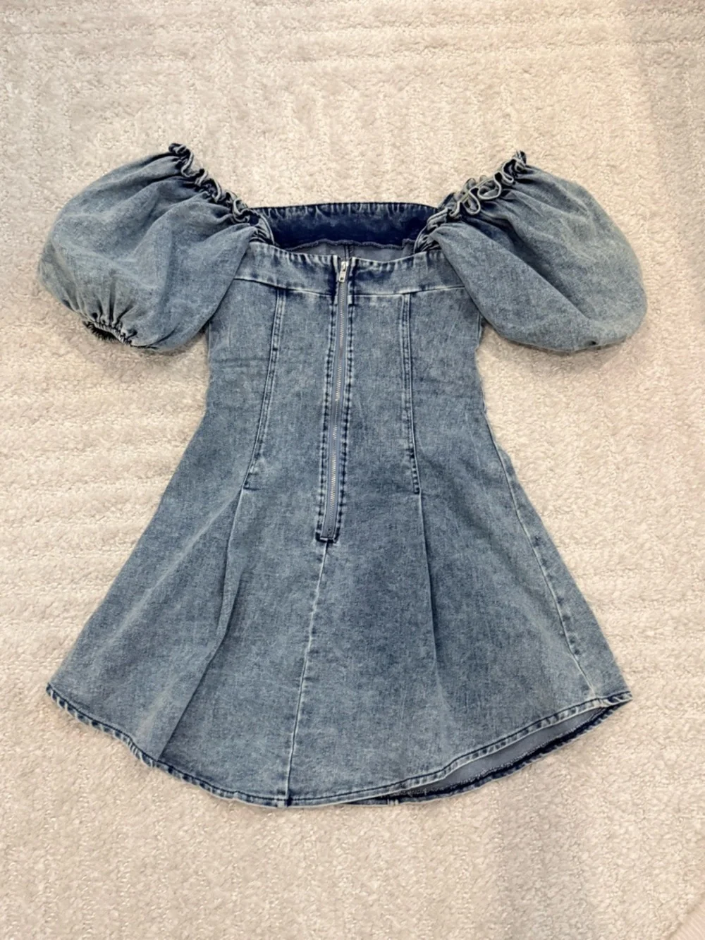 NWOT! Women’s One and Only Denim Puff Sleeve Mini Dress - Size XS - Picture 5 of 7